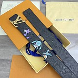 争奪戦ルイヴィトン ベルト 偽物 サンチュール・LVイニシャル 40MM リバーシブル vuj44358