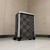 【日本未発売】★ルイヴィトン★ダミエグラフィット 3D 偽物 ホライゾン 55 N20022