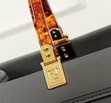 可愛いフェンディ サンシャイン 偽物 レザーショッパーバッグ feu05711