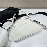 送料込 プラダ レディース 偽物 トップハンドルバッグ puu51854