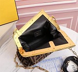 21-22AWフェンディ ファースト 偽物 FFパターン バッグ fex14730