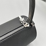 注目度抜群！クロムハーツ 偽物 クロス バケツバッグ Kun45818