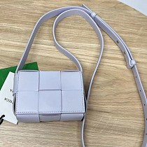 超限定♪ボッテガ ヴェネタ キャンディー カセット 偽物クロスボディミニバッグ bog14612 超限定♪ボッテガ ヴェネタ キャンディー カセット 偽物クロスボディミニバッグ bog14612