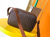 大人気！サンローラン ショルダーバッグ 偽物☆ルー キルティングレザー カメラバッグ Sac85306