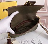 春もの新作フェンディ バゲット コピー フィッシュアイ FFキャンバス バッグ feg17784