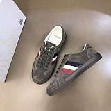 目を惹くカラーモンクレール 偽物 スエード Alodieスニーカー mon35677