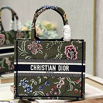 ディオール ブックトート 偽物 Petites Fleurs スモールバッグ dej41558 ディオール ブックトート 偽物 Petites Fleurs スモールバッグ dej41558