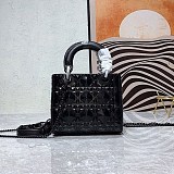 最安値挑戦レディディオール 偽物 ミニバッグ カナージュ カーフスキン dem02568