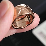 お洒落に♪シャネル ココクラッシュリング 偽物 18Kベージュ ラージ shb87314