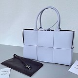☆超人気☆ボッテガヴェネタ アルコ トート 偽物 バッグ マース ウォッシュド/グレープ 652867VMAY35310