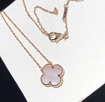 セール新作 ヴァンクリーフ&アーペル ヴィンテージアルハンブラ 偽物 ペンダント vat63210