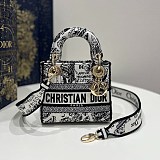 世界中で大人気♪レディ ディオール 偽物 D-LITE ミニバッグ エンブロイダリー del82693