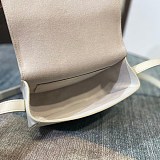 【日本未発売】セリーヌ フォルコ キュイル トリオンフ 偽物 ショルダーバッグ Cek67352