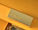【日本未発売】フェンディ ピーカブー コピー ミニ レザー バッグ fef85473