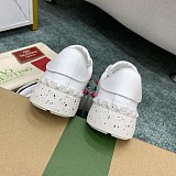 最安値挑戦★ヴァレンティノ★ロックスタッズアンタイトルド スニーカー 偽物 Vuf36497