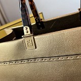 激安価格！フェンディ サンシャイン ミディアム レザー 偽物ショッパーバッグ fey17911