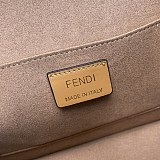 《大人気》フェンディ キャナイ エフ 偽物 レザー バッグ fes02816