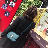 争奪戦サンローラン ショルダーバッグ ボックスレザー サッチェルバッグ 偽物 Saq59576