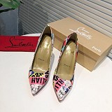 可愛い クリスチャンルブタン 偽物 国内発■Tivoliプリントパンプス Rue55675