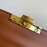 一目惚れ♪ ★セリーヌ ショルダーバッグ 偽物 トリオンフ カーフスキン Cej61230
