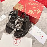 《大人気》クリスチャンルブタン ウェッジサンダル コピー PYRACLOU シューズ 靴 Ruf84964
