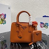 セール新作 大人気! ギフトに最適♪ プラダ ショルダーバッグ 偽物3way pul30795