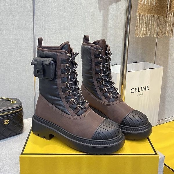 大人気!フェンディ コピー Ankle Boots アンクル バイカー ブーツ feg77103