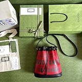 可愛いグッチ 100 ミニ バケットバッグ スーパーコピー gut92893