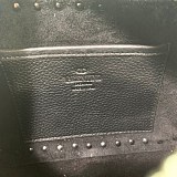 定番ヴァレンティノ ショルダーバッグ コピー ハンドバッグ★ロックスタッズ Vuf33430