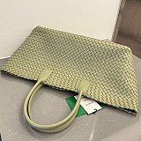稀少ボッテガ ヴェネタ◆カバ ラージ トートバッグ バッグ 鞄 レザー 偽物 boz42912