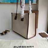 定番バーバリー トートバッグ コピー スモール SM NEW TOTE 8044138