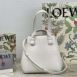 ロエベ ハンモックナゲット 偽物 DEEP NAVY 22年春夏新作 A538H04X02