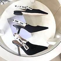日本未入荷ジャディオール スリングバックパンプス コピー★ブラック テクニカルファブリック KDC201TFL_S900 日本未入荷ジャディオール スリングバックパンプス コピー★ブラック テクニカルファブリック KDC201TFL_S900