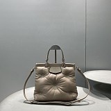 大人気!!新色メゾンマルジェラ Glam Slam 偽物 ミニ トートバッグ Mac77647