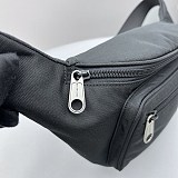 争奪戦バレンシアガ 偽物 ロゴ ジップポケット エクスプローラーベルトバッグ baa66608