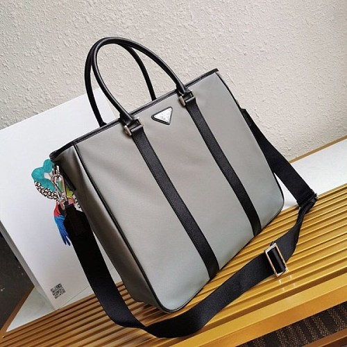 完売必至【プラダ】ナイロンxサフィアーノレザー トートバッグコピー puh65564