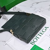 大人気!!新色ボッテガヴェネタ 偽物 カセット クロスボディバッグ bol03900