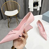 希少色 早い者勝ち♡プラダ トライアングルロゴ パンプス コピー 多色 pug46381