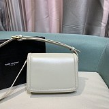 超話題!サンローラン ショルダーバッグ 偽物 ボックスレザー サッチェルバッグ Sap38740