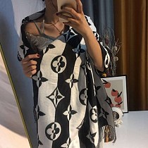 人気急上昇 ルイヴィトン コピーカシミヤ タッセル マフラ vum10935