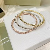 目を惹くカラー ヴァン クリーフアンドアーペル ペルレゴールドパールブレスレット偽物 VCARO7A800