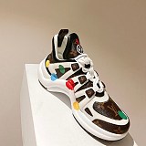 【ルイヴィトン×草間彌生 偽物】LV アークライト・ライン スニーカー 1AB9RC