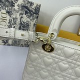 21AW新作 MY ABCDIOR レディ ディオール バッグ 偽物ラムスキン M0538ONGH_M030