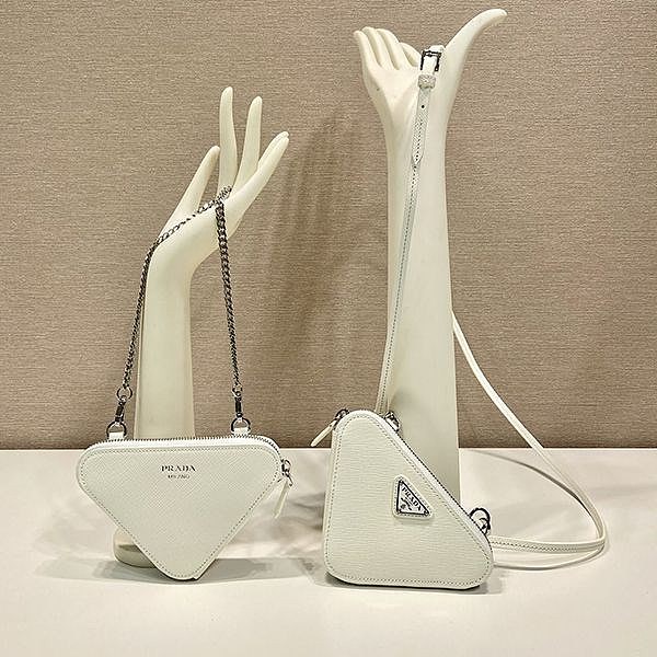 大人気!プラダ サフィアーノレザーミニポーチバッグ コピー 1NR015