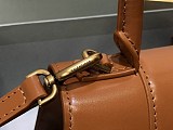 【日本未発売】バレンシアガ 偽物 アワーグラス トップ ハンドル バッグ bav61438
