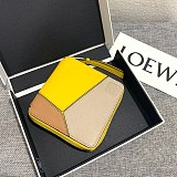可愛い ロエベ◇パズル◇ラウンドジップ二つ折り財布 コピー lov86846