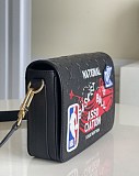 2021◆ルイヴィトン◆NBA ステュディオ メッセンジャースーパーコピー M58498