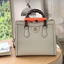 春もの新作〔グッチ ダイアナ スーパーコピー〕スモール トートバッグ 2サイズ guf35520 春もの新作〔グッチ ダイアナ スーパーコピー〕スモール トートバッグ 2サイズ guf35520