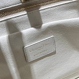 ディオール コピー エッセンシャル ミディアムトートバッグ deu11663