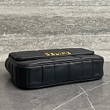 大人気！セリーヌ チェーン ショルダーバッグ コピー マトラッセ モノクローム 2色 111273EPZ